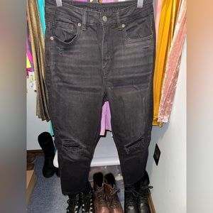 American Eagle Comfort Stretch Waistband High Waisted Mom Jean Size 2 X-Short